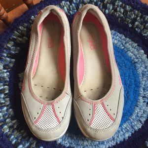 Ryka slip on sneakers/tennis shoes